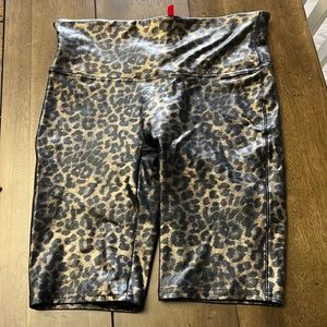 Spanx medium leopard print biker shorts